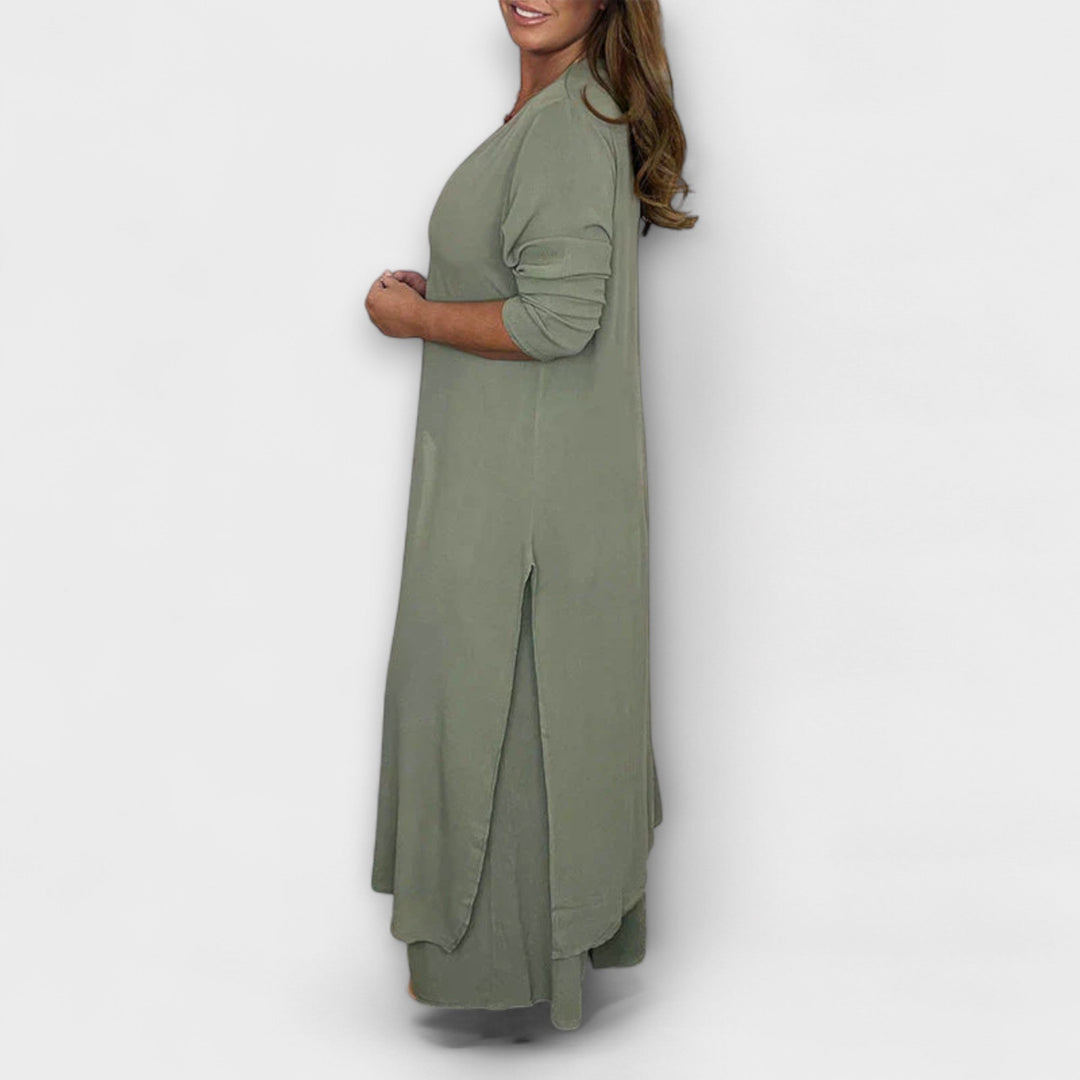 Elegants trīs daļu apģērbs sievietēm