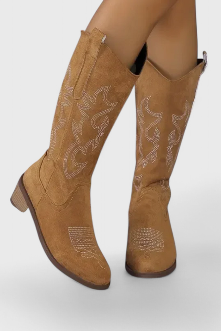 Elka Rietumu Cowboy Zābaki no Zvēra