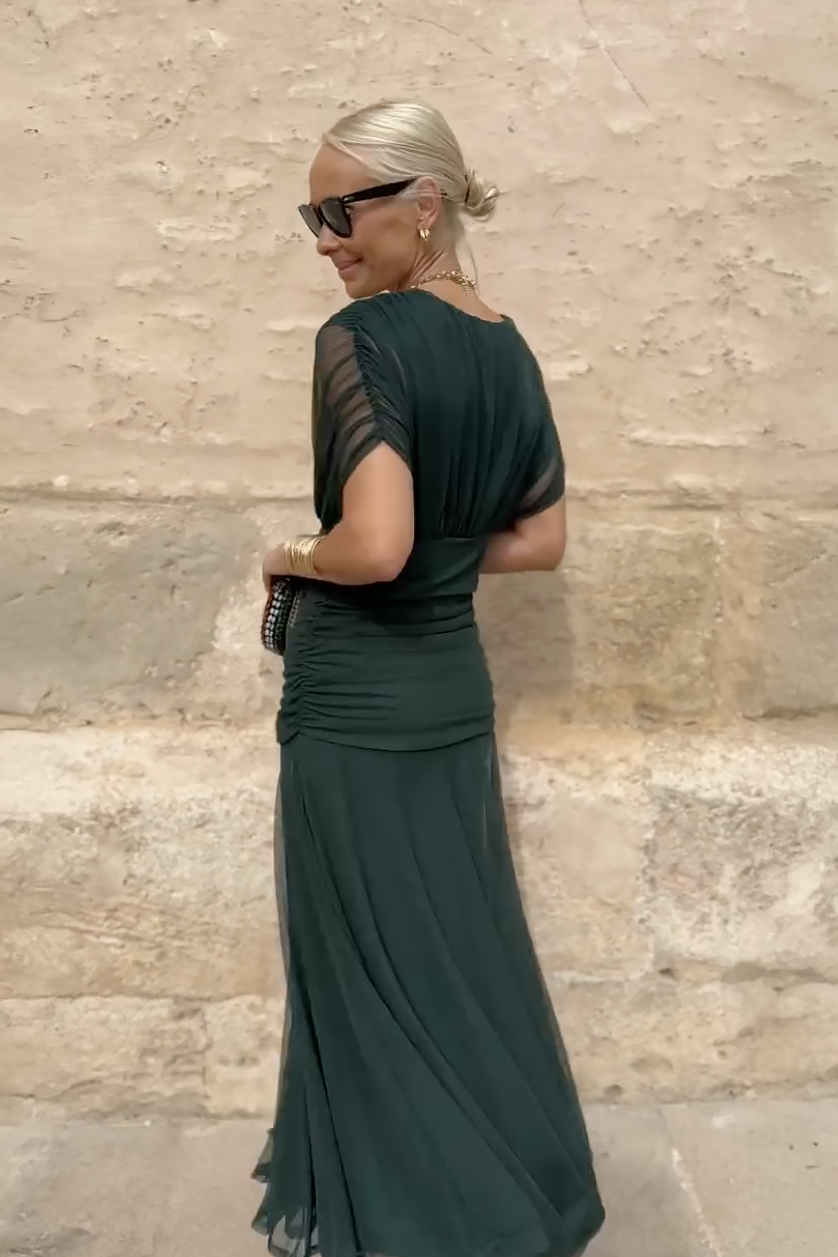 Louise | Eleganta Maxi Kleita ar V veida Dekoltē Pusēm