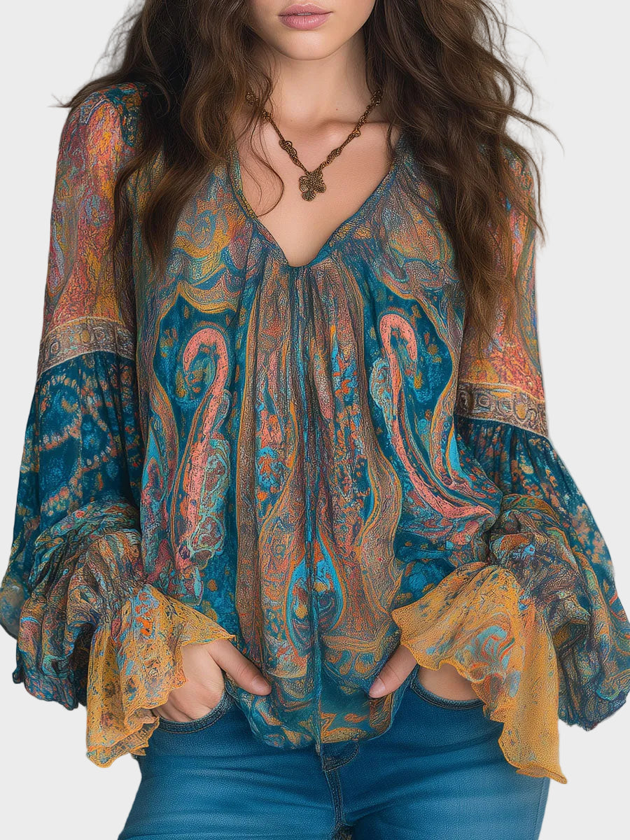 Alina | Boho Šifona Blūze ar Rakstiem Zilā-Zaļā (Teal) un Dzintara (Amber) Krāsā ar Rūtiņām Piedurkņu Galos