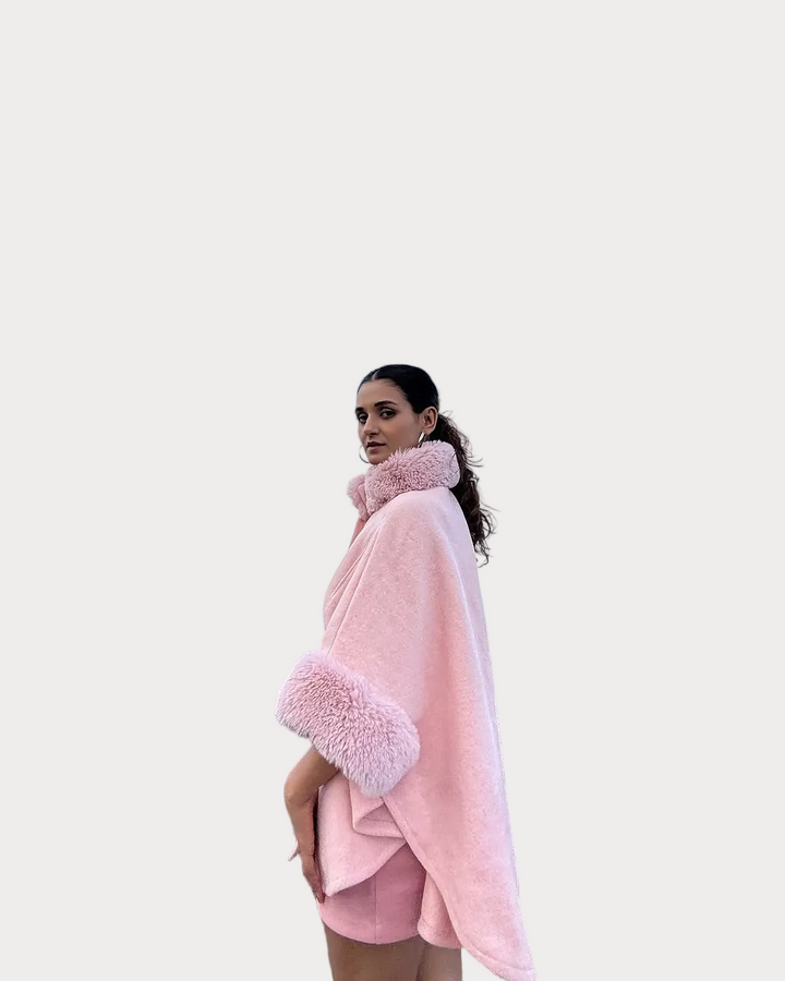 Leilany | Grezni ziemas apmetņi ar ādas detaļām rozā krāsā