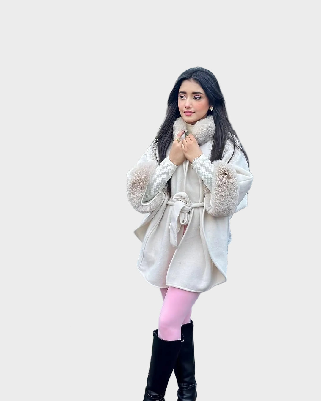 Violetta | Grezni Ziemas Mēteļi ar Matu Detalēm Beigās