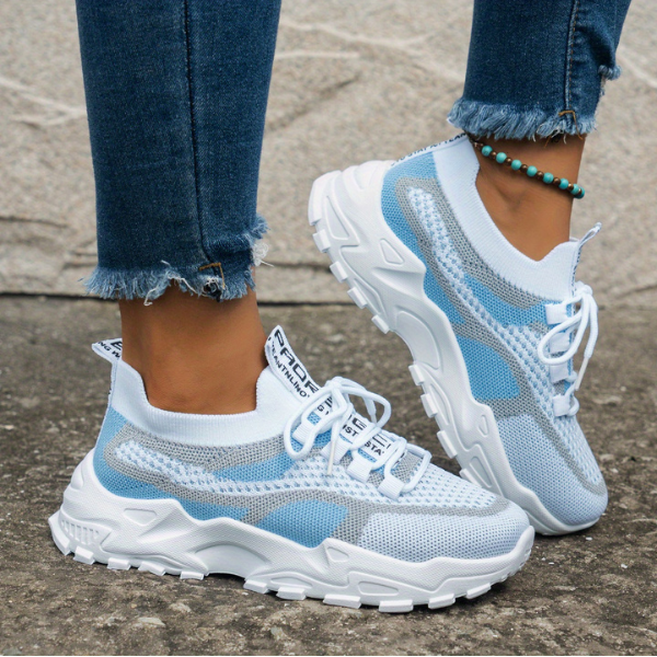 Mia | Gaisa caurlaidīgas sieviešu SNEAKERS komfortam visu dienu
