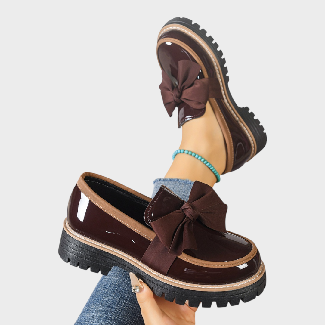 Monica | Komfortabli sieviešu slip-on loafers ar biezu pretizslīdēšanas zoli