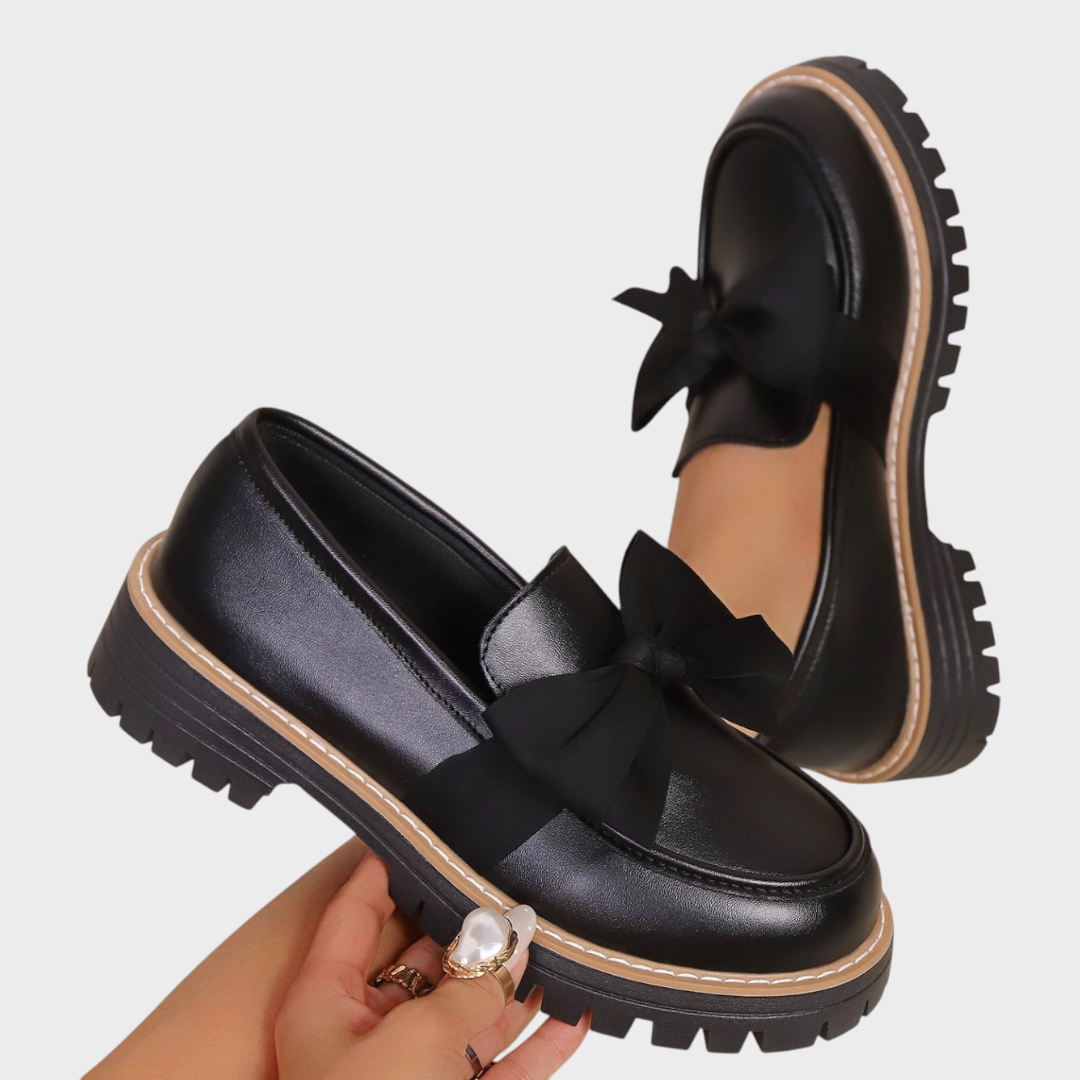 Monica | Komfortabli sieviešu slip-on loafers ar biezu pretizslīdēšanas zoli