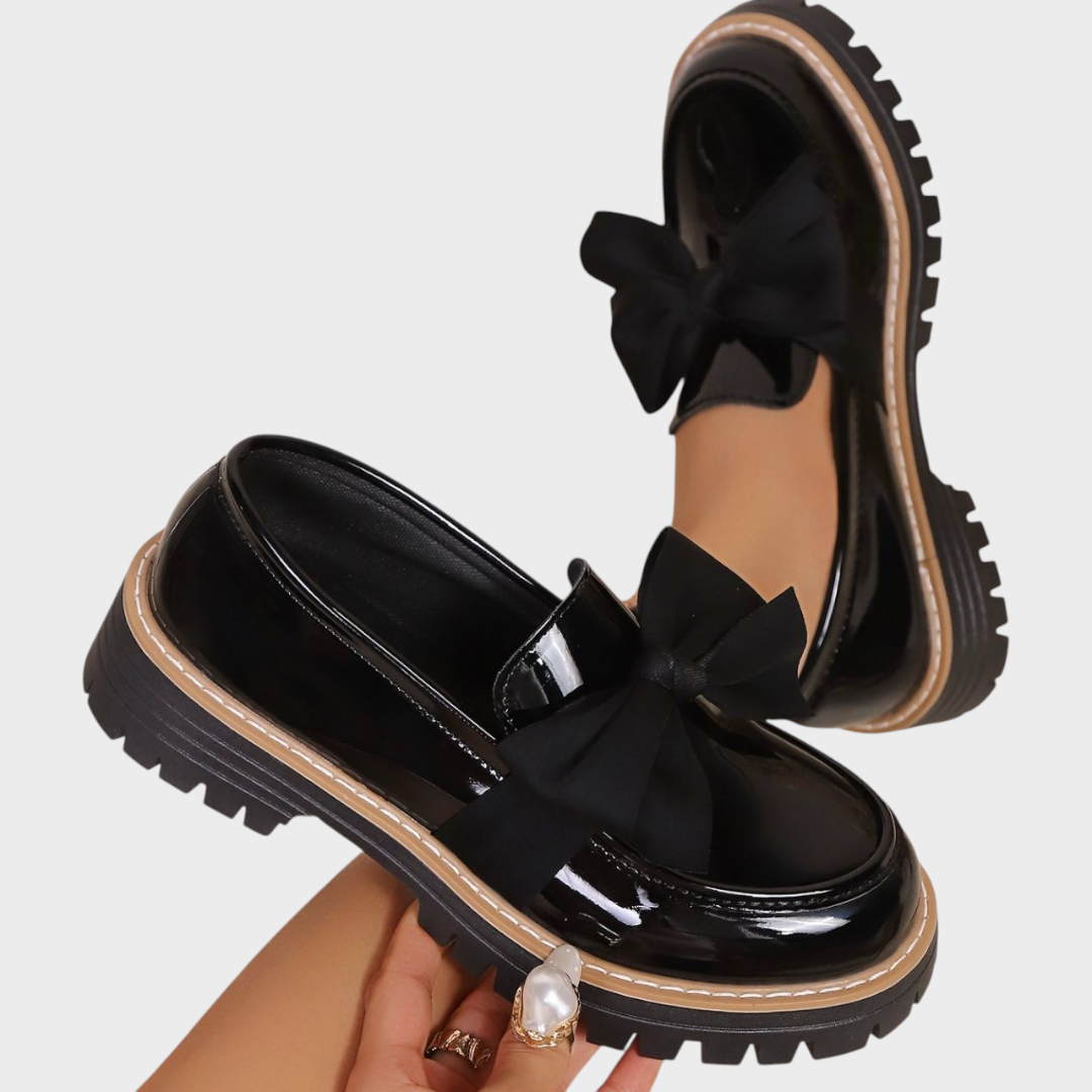 Monica | Komfortabli sieviešu slip-on loafers ar biezu pretizslīdēšanas zoli
