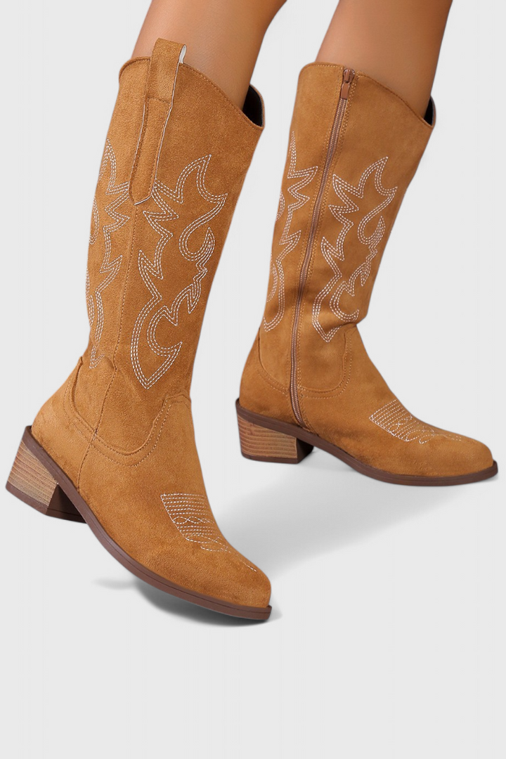 Elka Rietumu Cowboy Zābaki no Zvēra