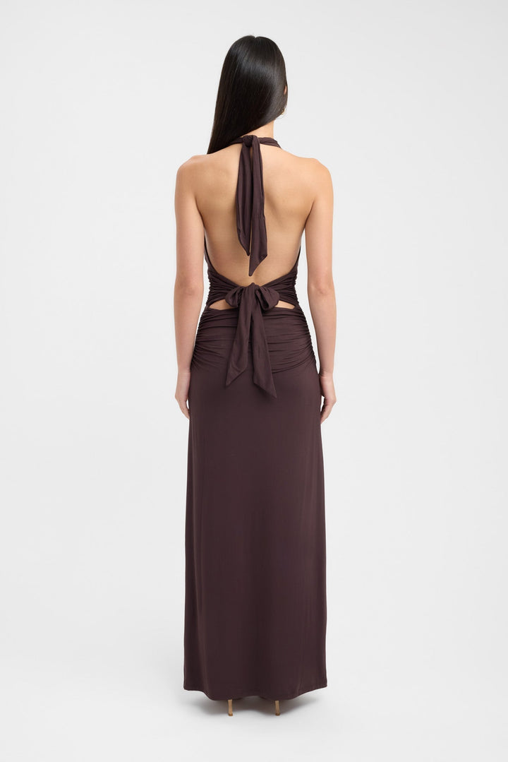 Sariah - Eleganta Maxi Kleita ar Halteru