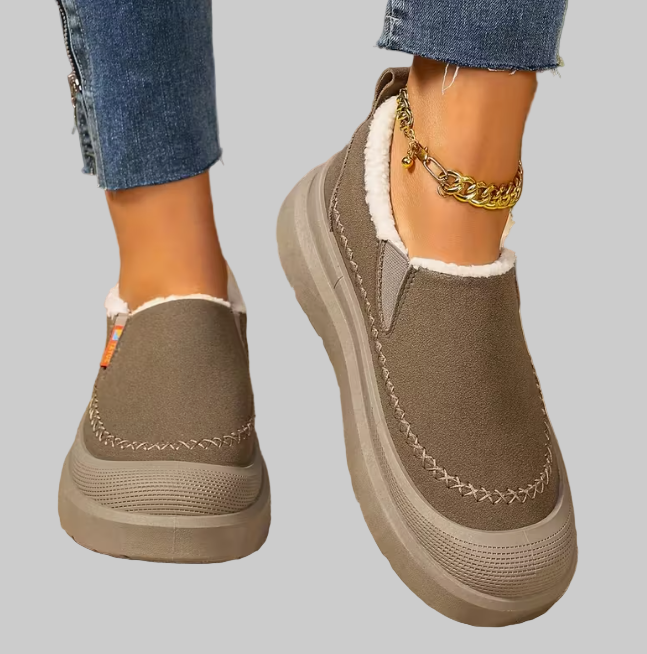 Novarilli™ ortopēdiskie slip-on apavi – komforts visu dienu, atbalsts arkas un plaša piegriezuma