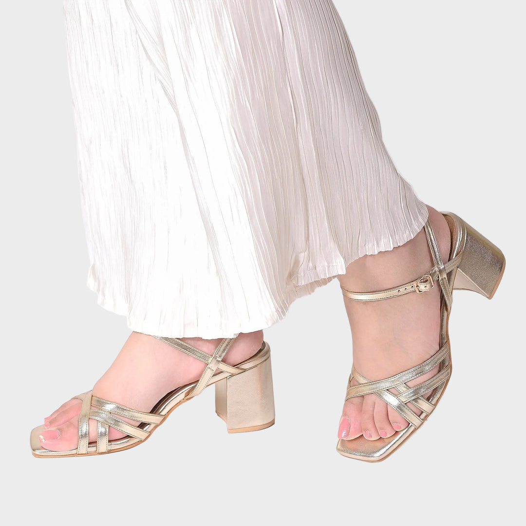 Nova - Zelta papēži