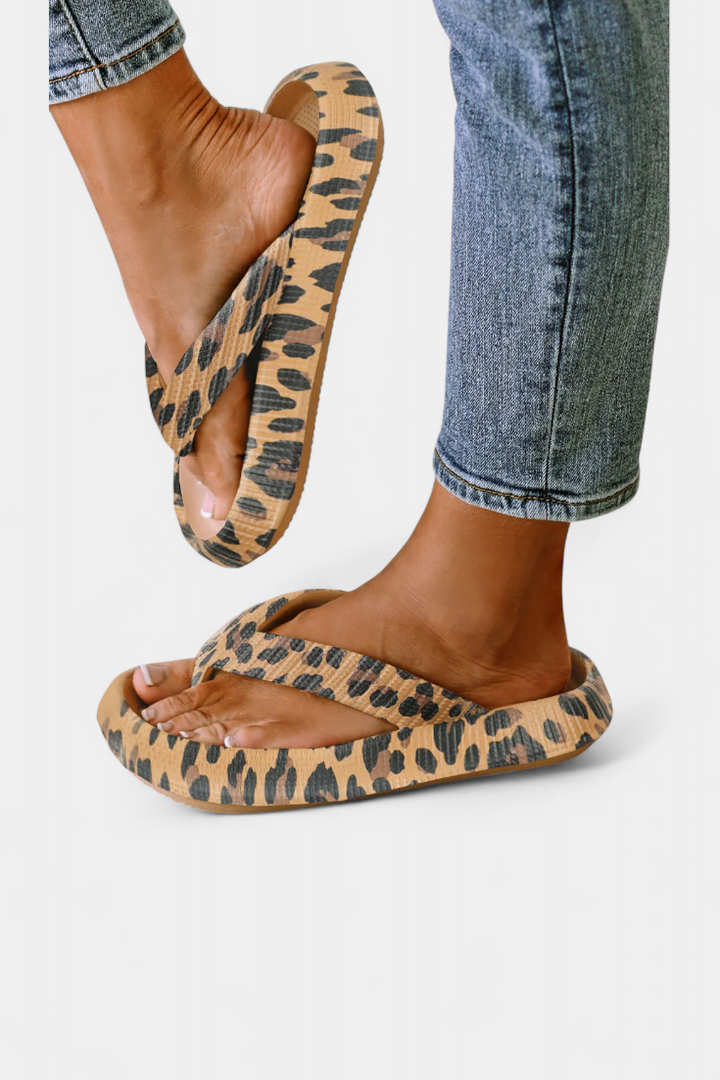 Lola Leoparda raksta čības ar biezu zoli