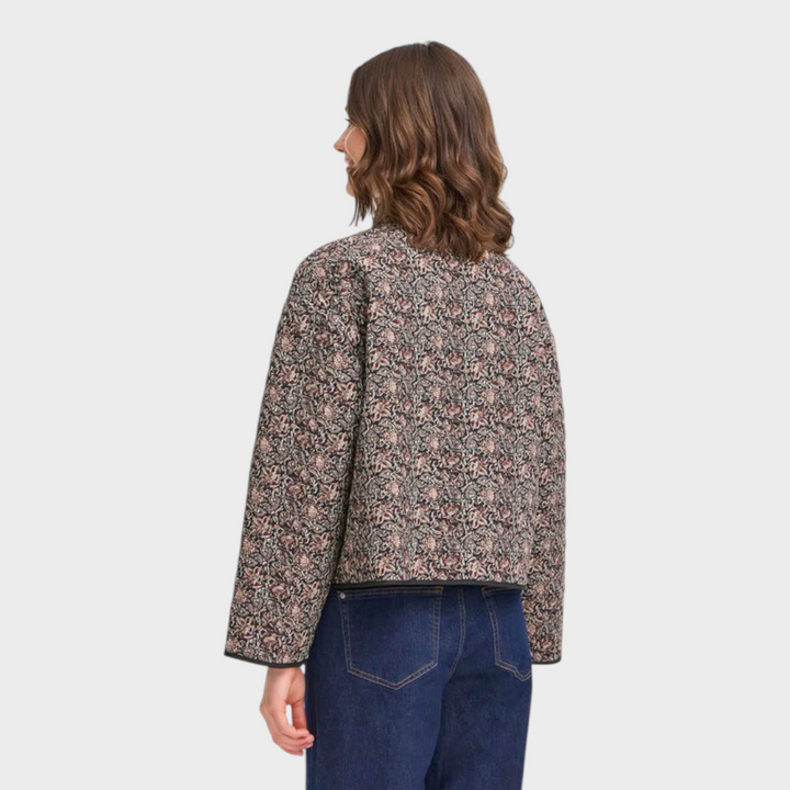 Beatrice | Jaka, Paisley raksts