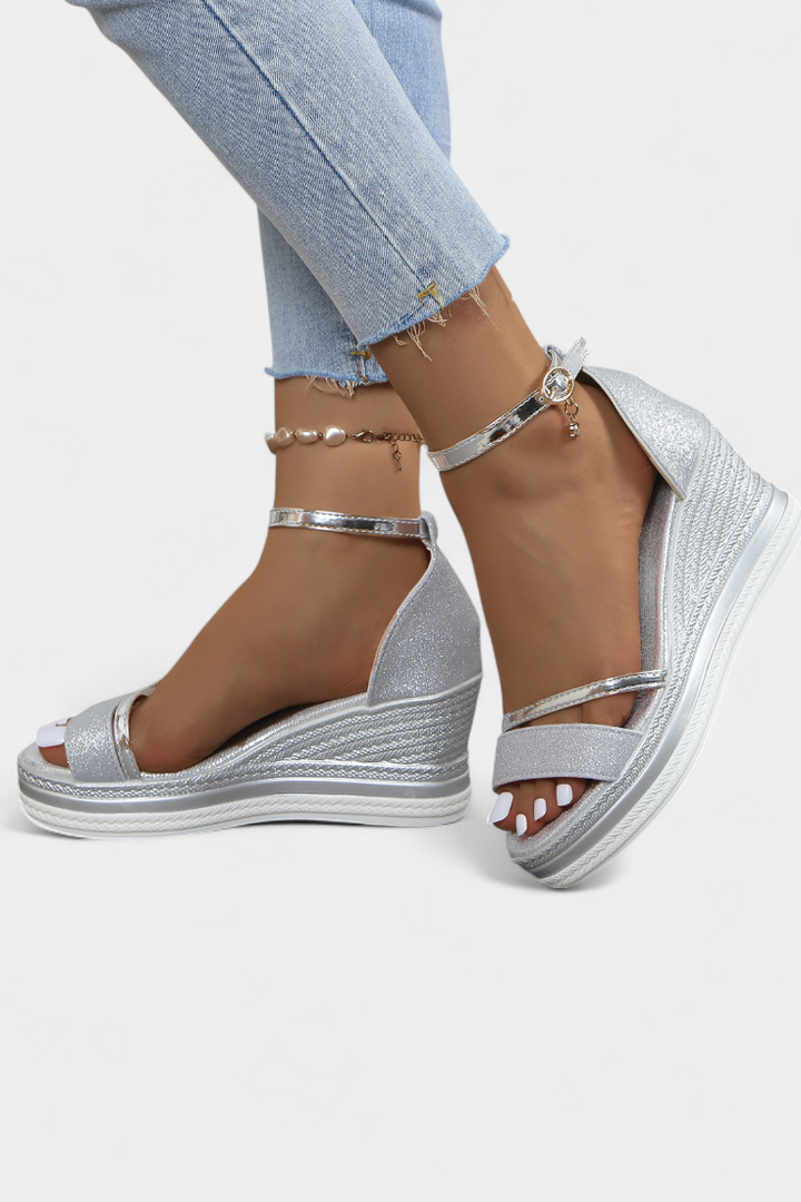 Corinne Ortopēdiskie Wedge Platform Sandales ar spīdīgu apdari