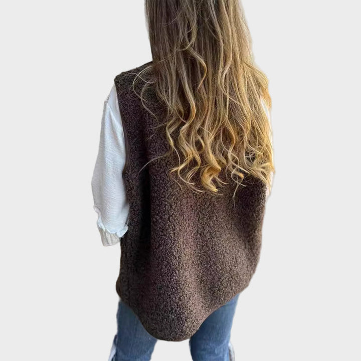 Lynora | Siltā īsā veste ar pogām